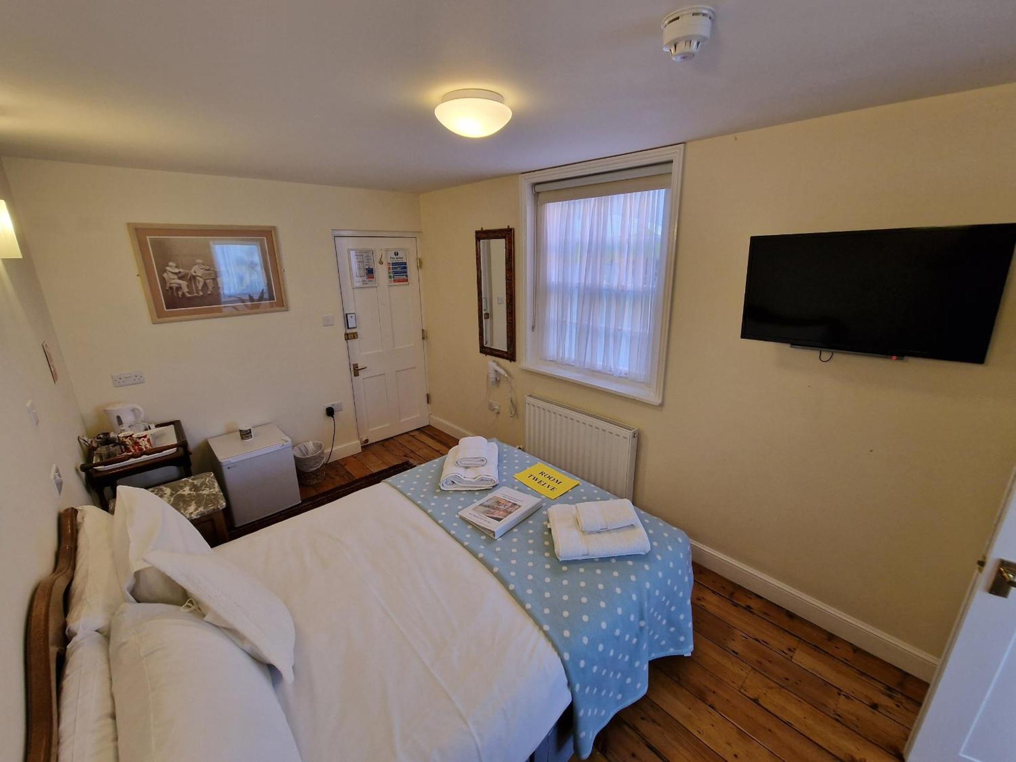 Canterbury Black Horse Bed and Breakfast Kamer foto